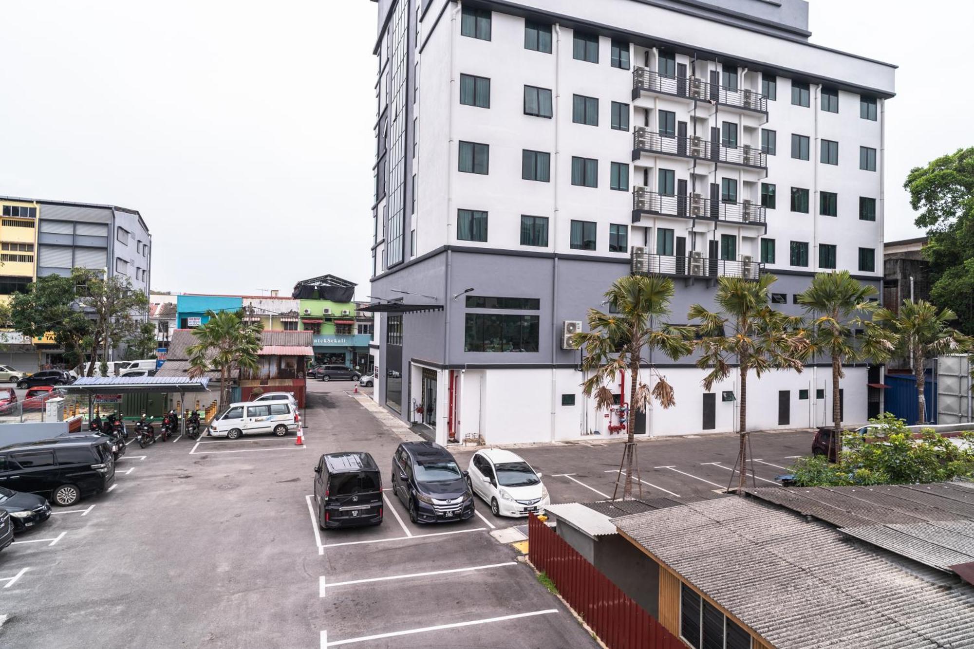 Dj Citi Plaza Hotel & Suites Kuala Terengganu Exteriör bild