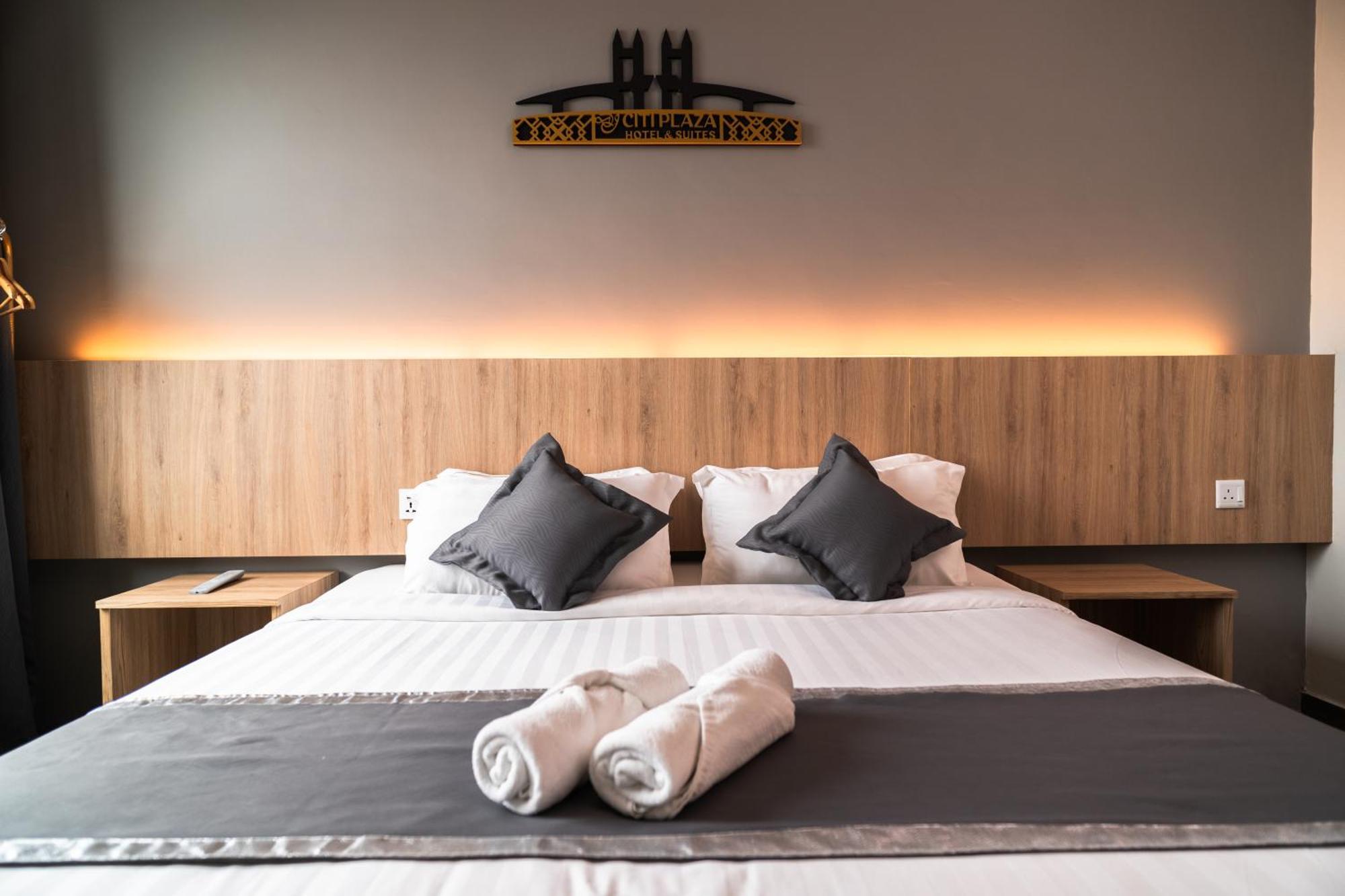 Dj Citi Plaza Hotel & Suites Kuala Terengganu Exteriör bild